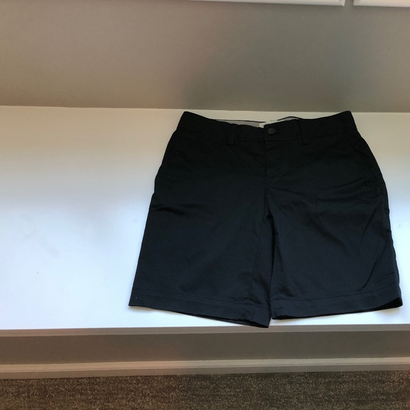 Banana Republic Black Bermuda shorts - Picture 1 of 6